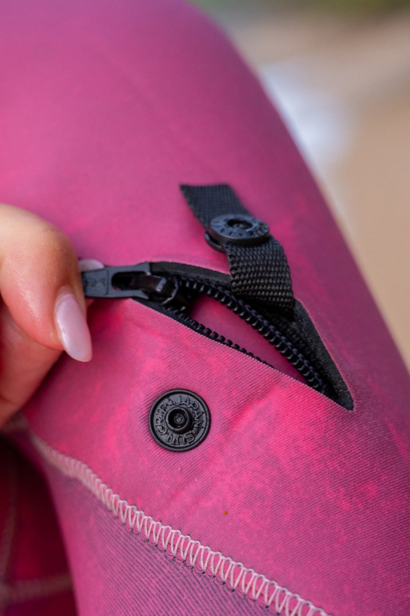 Women’s Long Sleeve Short Leg Surf Wetsuit