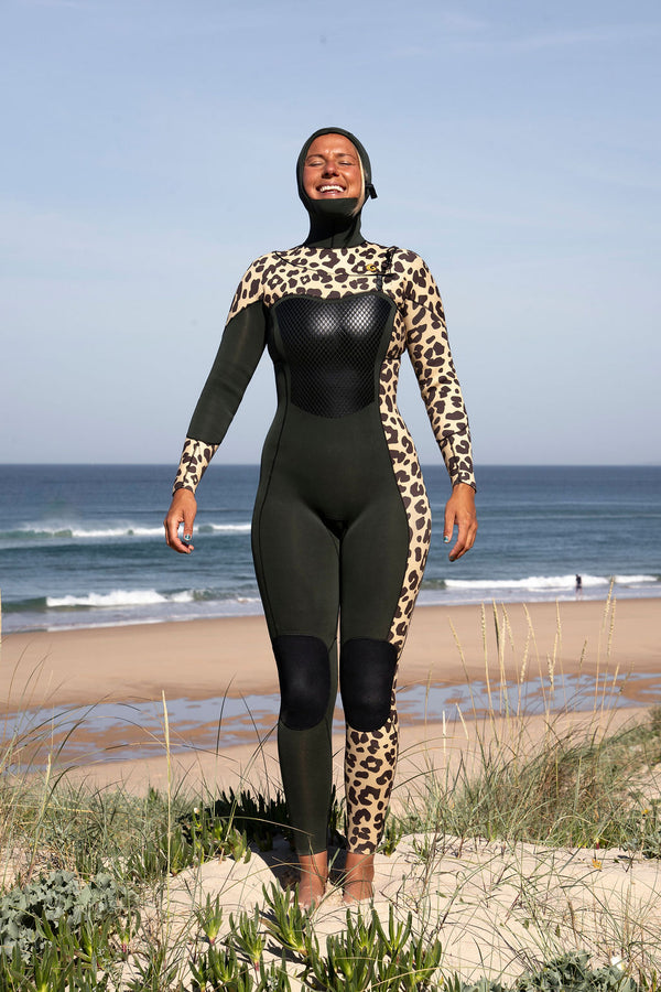 Nera Women's Hooded Wetsuit